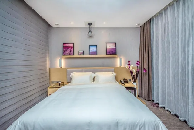 غرفة ديلوكس بسرير كينج، Lavande Hotels Chongqing Tongliang Gas Building 1/2