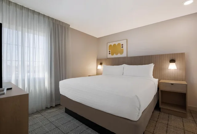 1 Bedroom, Suite, Queen Bed, Accessible, Sonesta Simply Suites Las Vegas 1/10