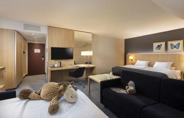 غرفة سوبيريور عائلية، Maritim Hotel Wurzburg 2/2