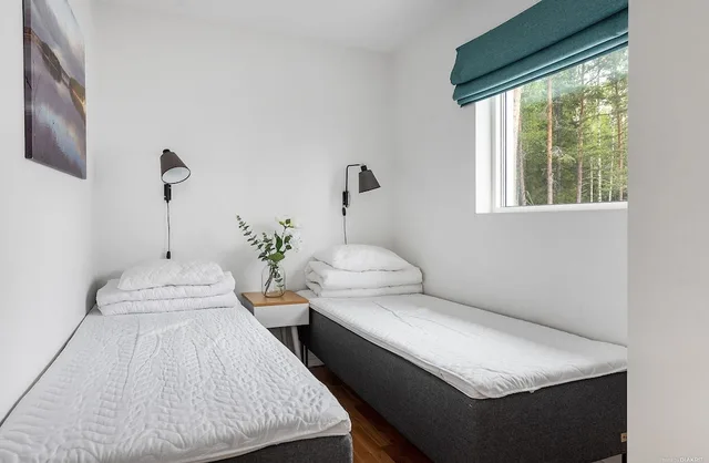 Deluxe, Cabin, Twin Beds, Light Housekeeping, Sofa، First Camp Luleå 2/3