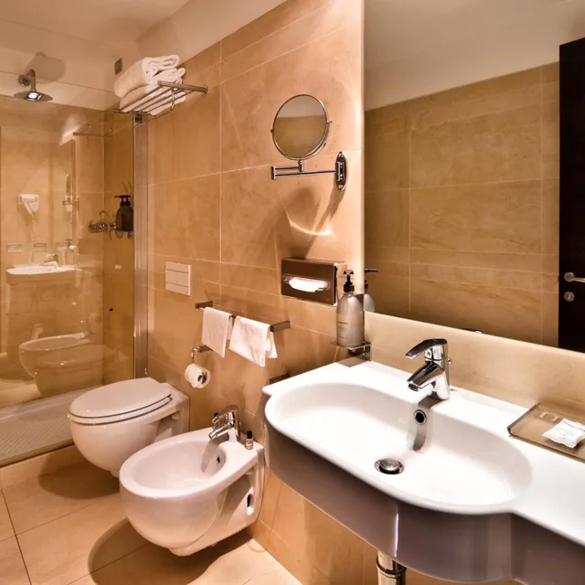 غرفة متصلة بسرير مزدوج، HOTEL CENACOLO(formerly Ora Hotel Cenacolo) 8/10