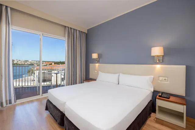 Room, Double Bed, Side Sea View، Indigo Menorca 1/6