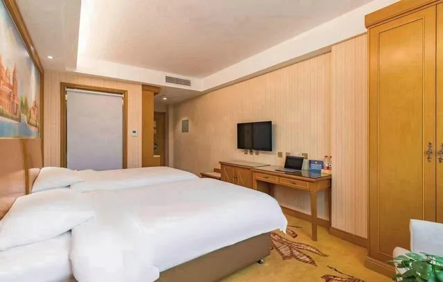 غرفة قياسية بسريرين منفصلين، Vienna Hotel (Beijing Pinggu District Government) 1/1