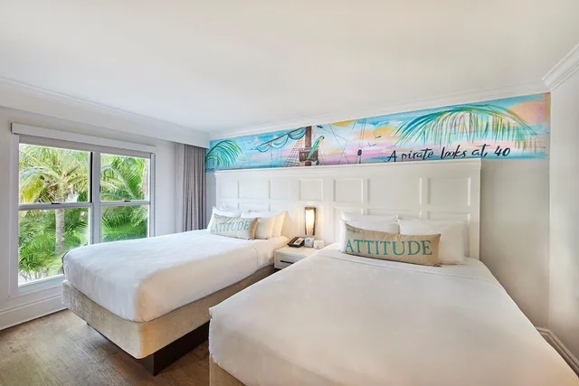 2 Bedrooms, Suite, 2 Queen Beds, Resort View, Margaritaville Beach House Key West 1/2