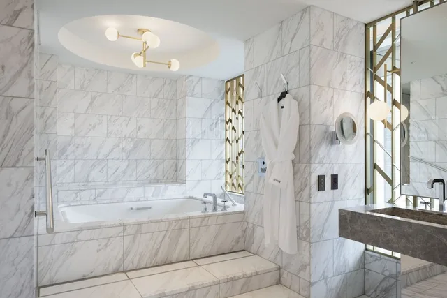 جناح رئاسي بسرير مزدوج، The Westin Yokohama 2/3