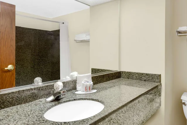 جناح ديلوكس، Days Inn & Suites by Wyndham Pocahontas 3/6