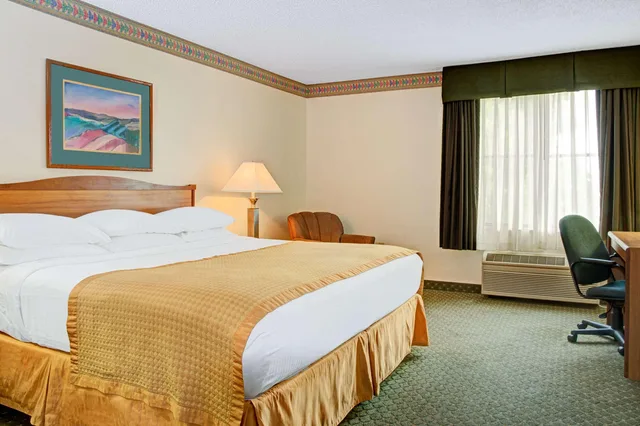 غرفة بسرير مزدوج، Comfort Inn I45 South Conroe, TX 1/1