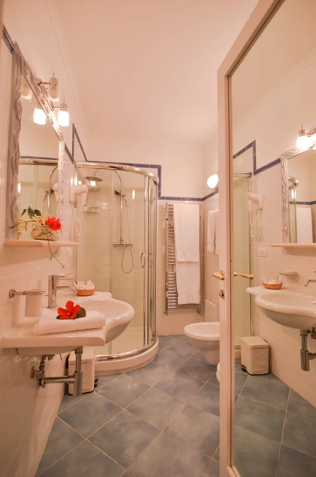 2 Bedrooms, Romantic, Suite, 2 Queen Beds, Sea View, 2 Sofa, Aurora Hotel & Suites Sul Mare 4/4