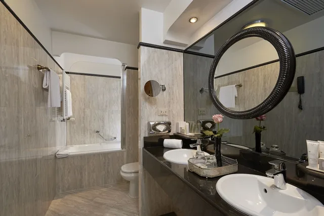 جناح غراند بسرير مزدوج، Melia Paris Vendome 4/4