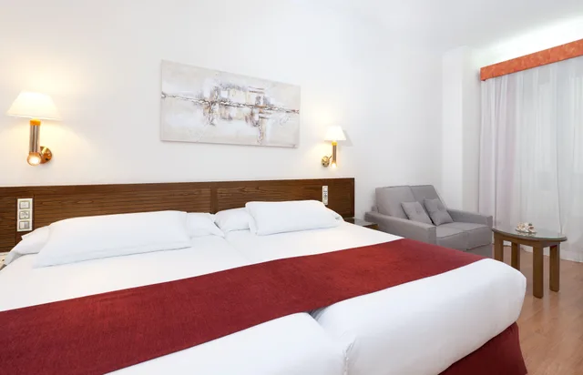 غرفة سوبيريور بسرير مزدوج، Senator Cadiz Spa Hotel 4/10