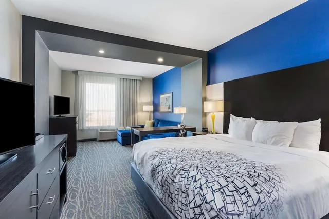 غرفة ديلوكس بسرير كينج، La Quinta Inn And Suites Odessa North Sienna Tower 1/2