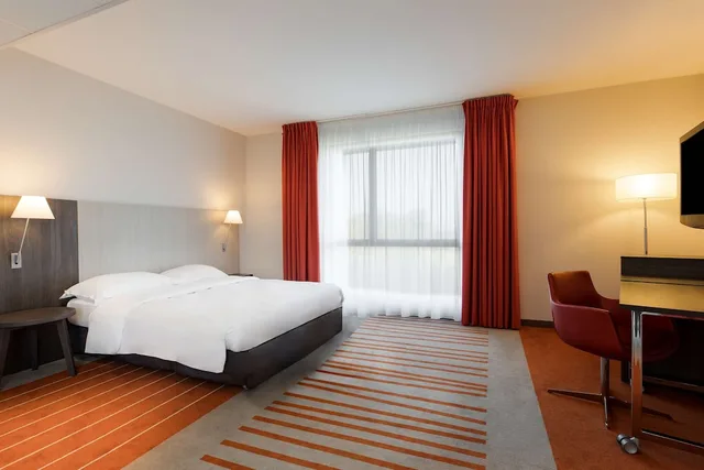 غرفة سوبيريور بانورامية بسريرين منفصلين بإطلالة، Park Inn By Radisson Lille Grand Stade 1/5