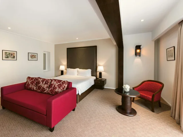 جناح بسرير كينج، Movenpick Suriwongse Hotel Chiang Mai 7/8