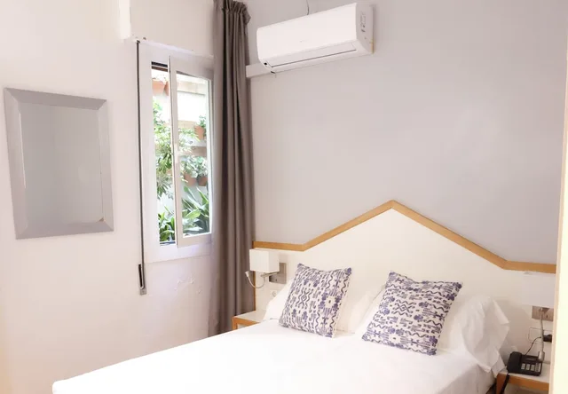 غرفة قياسية بسريرين منفصلين، Subur Hotel Sitges 6/10
