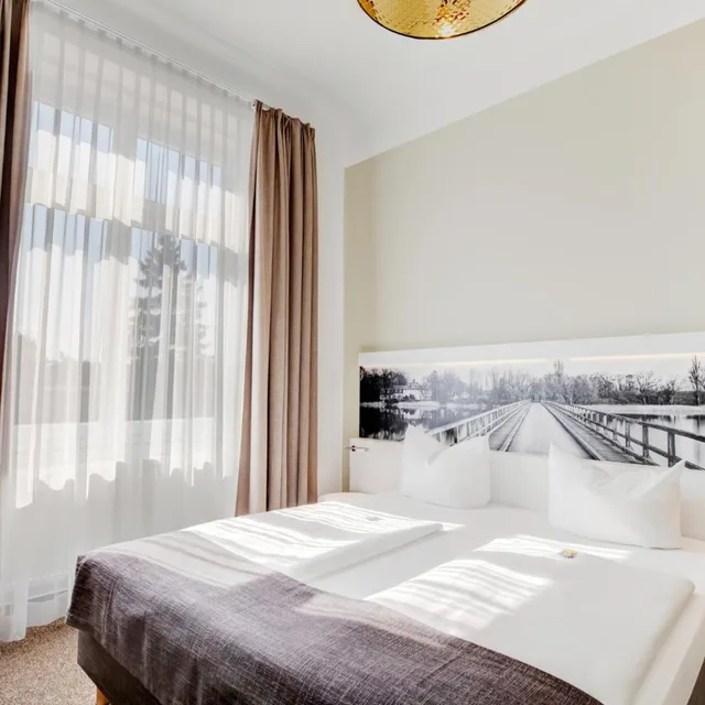 غرفة قياسية بسرير كينج، Hotel Am Schlosspark 1/10