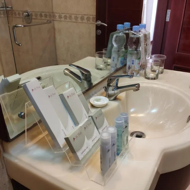 غرفة بزنس بسريرين منفصلين، Le Dian Hotel 3/3