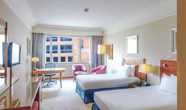 غرفة بريميوم بسرير فردي، Holiday Inn Cairo City Stars 1/6