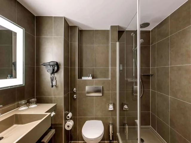 غرفة تنفيذية مفردة، Novotel Hannover 3/5
