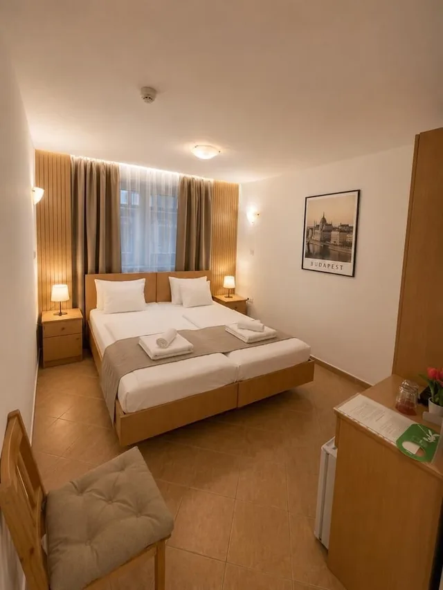 غرفة أساسية بسرير كينج، Esprit Hotel Budapest 3/10