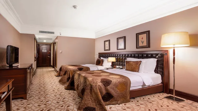 غرفة بسريرين منفصلين، Crowne Plaza Istanbul Asia 1/4