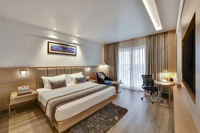جناح بسرير كينج بحوض استحمام، Rakabi The Fern Igatpuri 2/7