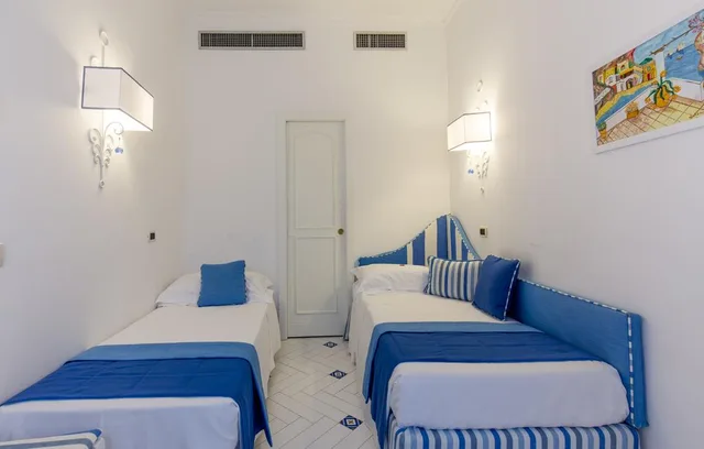غرفة عائلية، Hotel Villa Di Sorrento 1/1