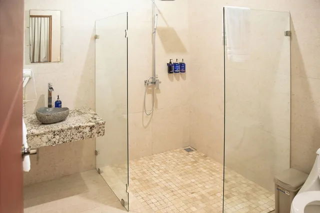 بنغل أساسي بسرير كينج، PACHIRA LODGE 2/2