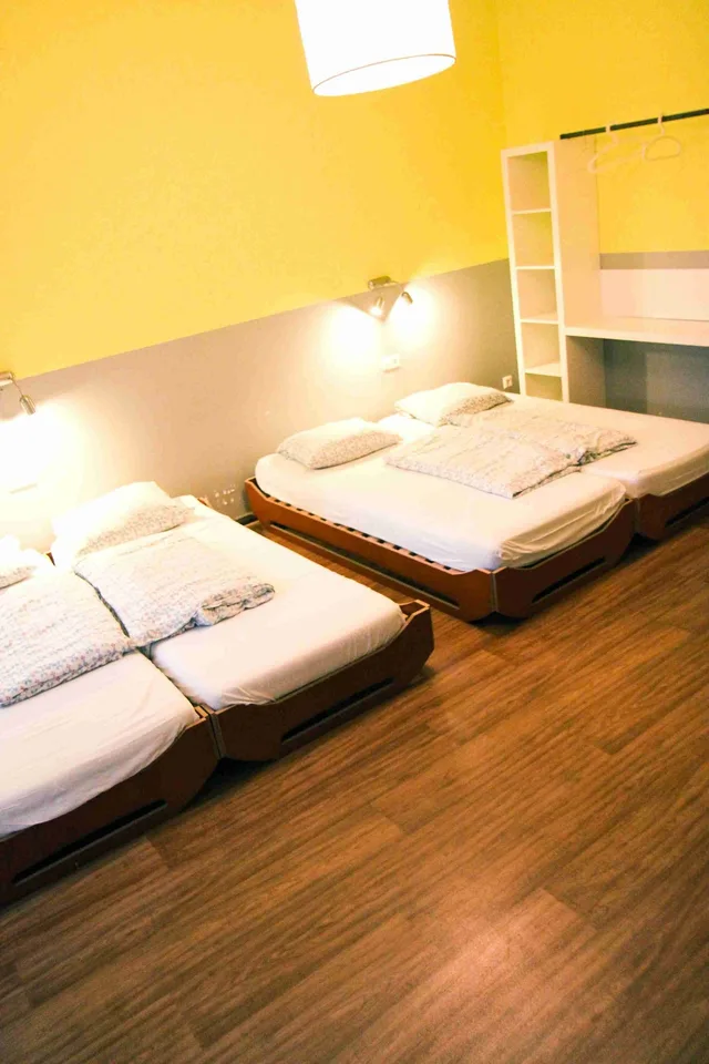 شقة بأربعة أسرّة بغرفة نوم واحدة بمطبخ، Sunflower Hostel 2/8