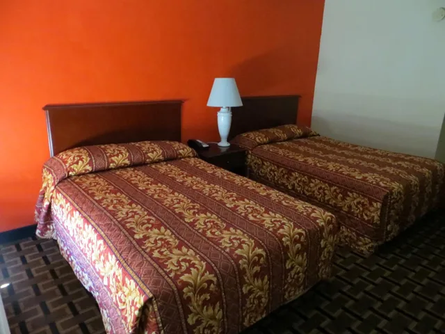 غرفة بسرير مزدوج، Budget Inn Cocoa 3/10