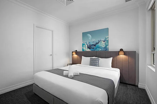 شقة بسرير كوين، Comfort Apartments Melbourne Central 2/10