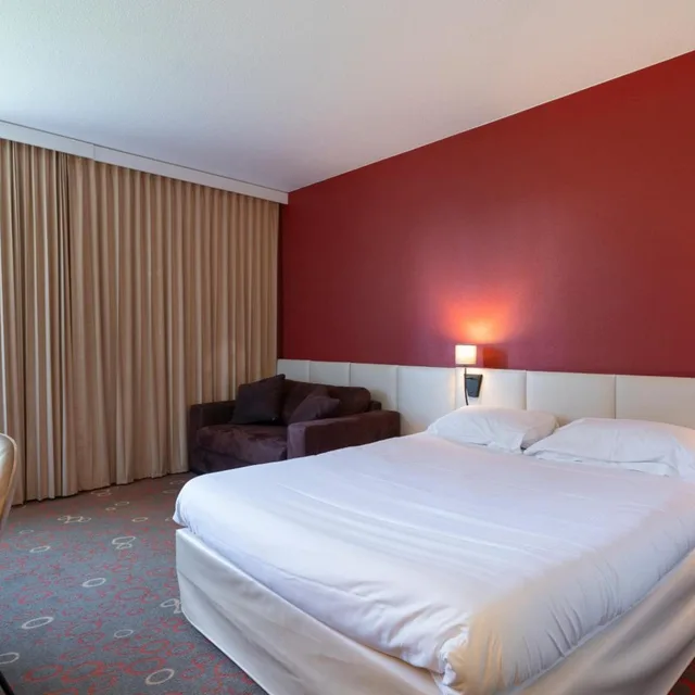 غرفة قياسية ثلاثية، The Originals Boutique Hotel Beausejour Poitiers Nord Futuroscope 3/7