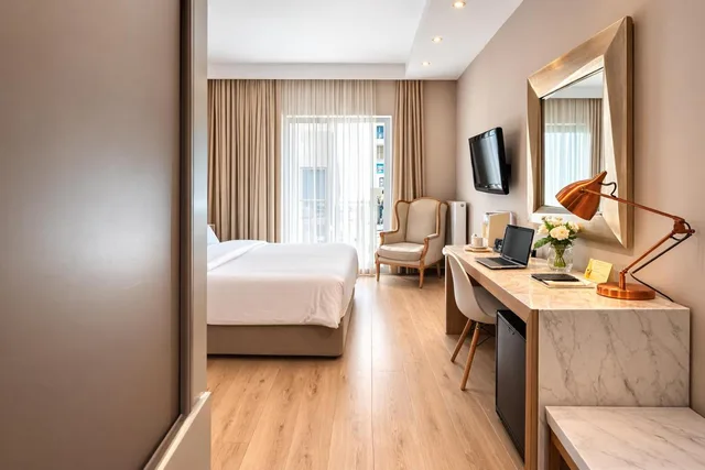 غرفة بسرير كوين، Areos Hotel 4/5