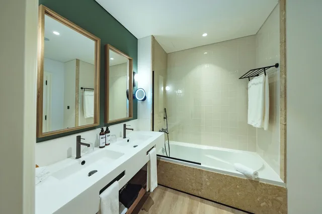 Preferred Club, Twin Beds, Ocean View, Sofa, Balcony، Hyatt Ziva Madeira 5/7