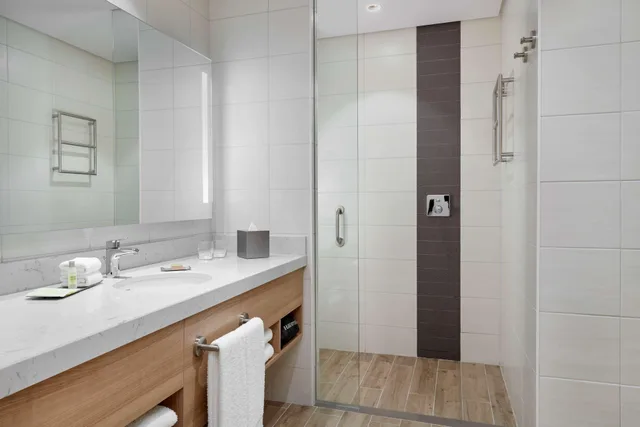 جناح متصل، Hilton Garden Inn Kuwait 3/5