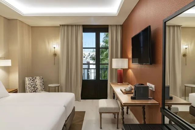 Vincci, Double Bed, Balcony، Vincci Molviedro 2/4