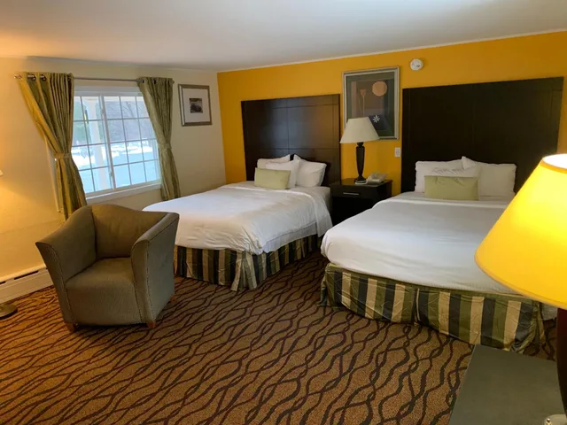 غرفة بسرير كوين، Four Winds Country Motel 7/10