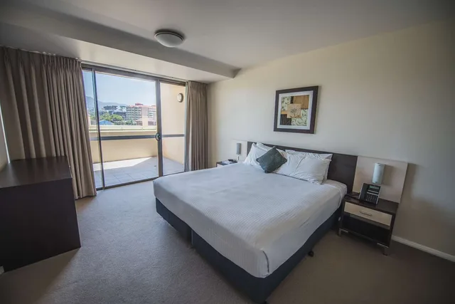 جناح بسرير كوين بإطلالة على الجبل بشرفة، Best Western City Sands 1/5