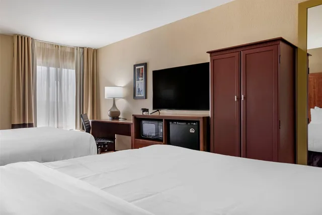 Room, 2 Double Beds, Comfort Inn Birmingham Homewood 1/4