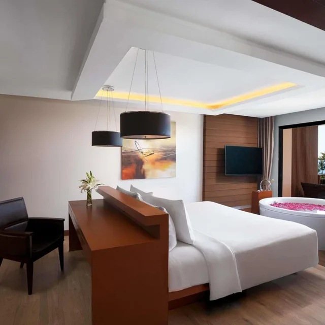 جناح عائلي بسرير كينج بإطلالة على البحر بشرفة، Novotel Phuket Kata Avista Resort And Spa 2/20