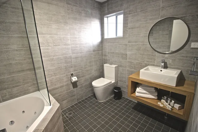 Spa, Suite, King Bed، Quays Hotel 4/4