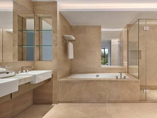 Mountain, Executive, Suite, Queen Bed, Mountain View, Club Lounge Access، Dongguan Forum Hotel and Apartment 3/3