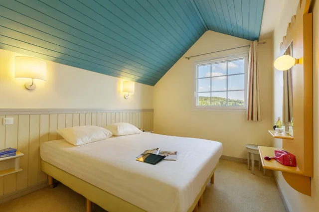 Design, Premium, Cottage, Double and Twin Beds، CENTER PARCS LE LAC D'AILETTE 2/3