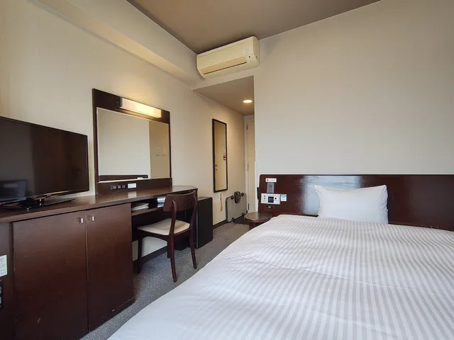 غرفة كومفورت مفردة بسرير مزدوج في المبنى الرئيسي للمدخنين، Hotel Route-Inn Iwakiizumi Ekimae 1/9
