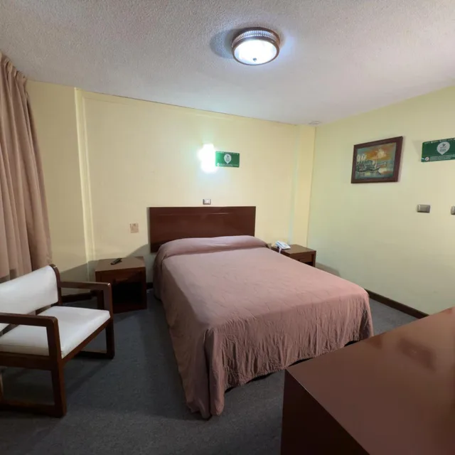 Room, Queen Bed, Maria Victoria Hotel 3/10