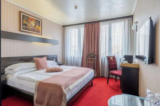 غرفة قياسية بسرير مزدوج، Prezident Hotel 4/10