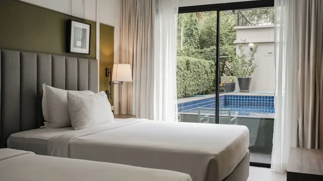 Superior, 2 Queen Beds, Pool Access، Sugar Marina Resort Cliffhanger Aonang 7/10