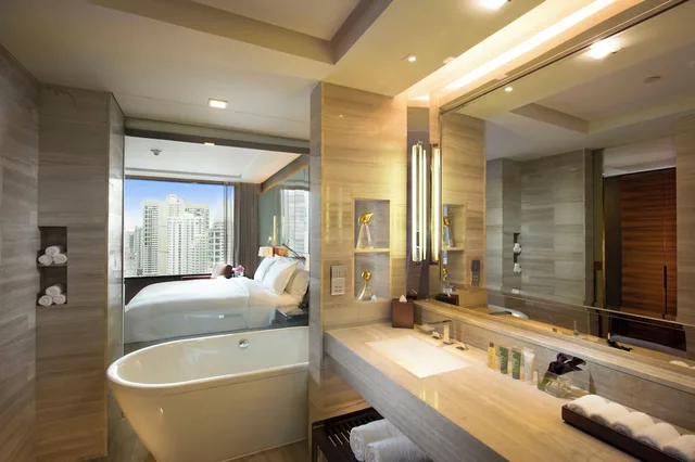 جناح تنفيذي بسرير كينج مع دخول صالة النادي، Hilton Sukhumvit Bangkok Hotel 8/9