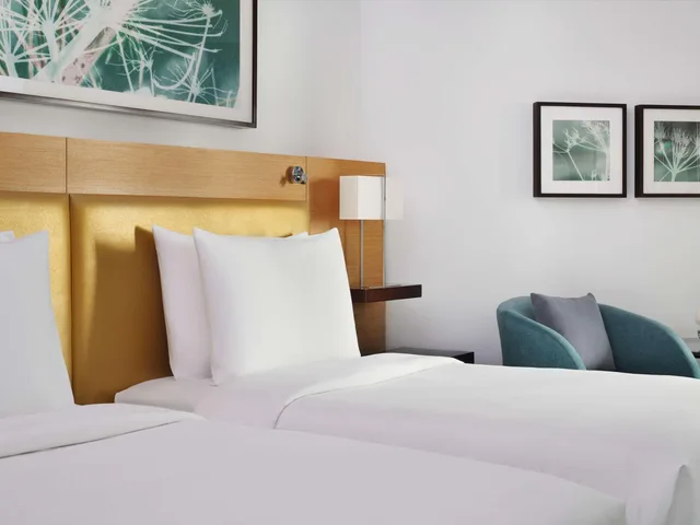 جناح تنفيذي بشرفة، Movenpick Hotel Jumeirah Beach 2/3