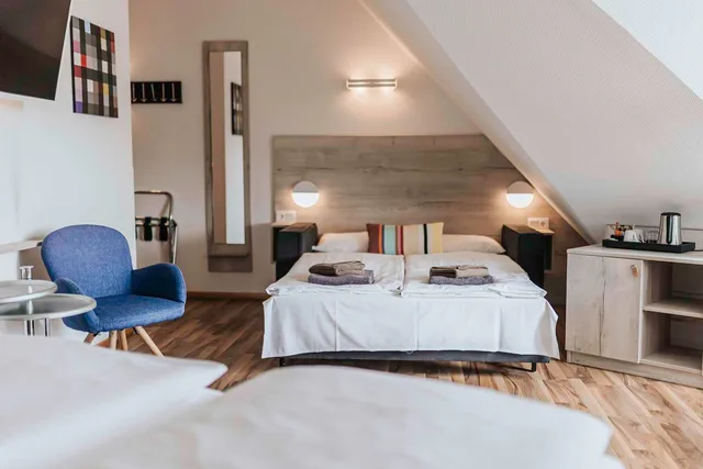 غرفة عائلية بسرير كينج مع أريكة، Best Western Hotel Kurfuerst Wilhelm I 2/3