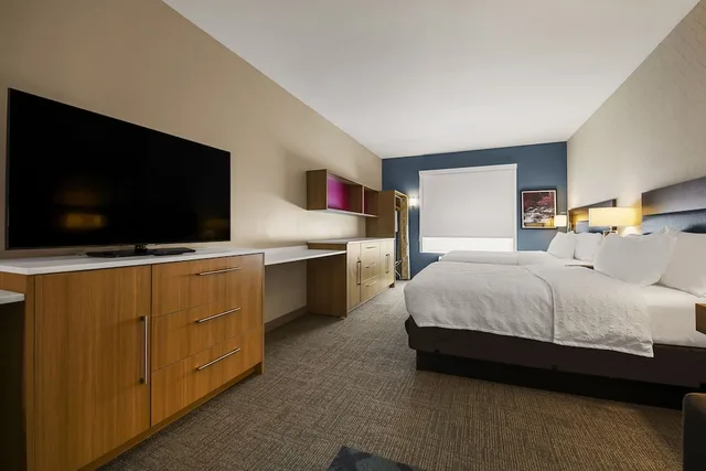 استوديو بسريرين كوين لذوي الإعاقة، Home2 Suites by Hilton Cookeville 1/5